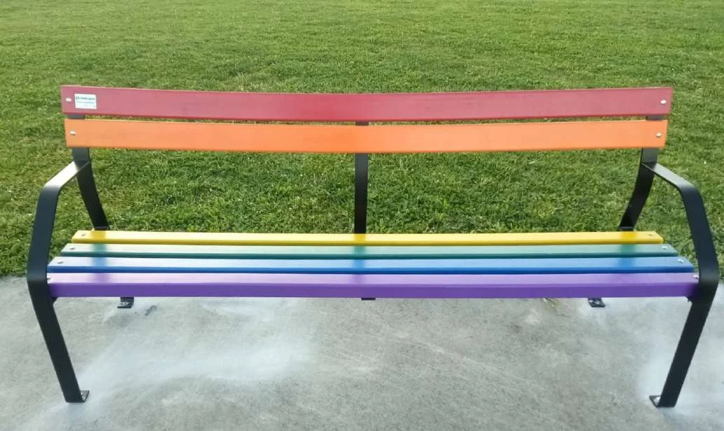 Banco Orballo de colores en plástico reciclado